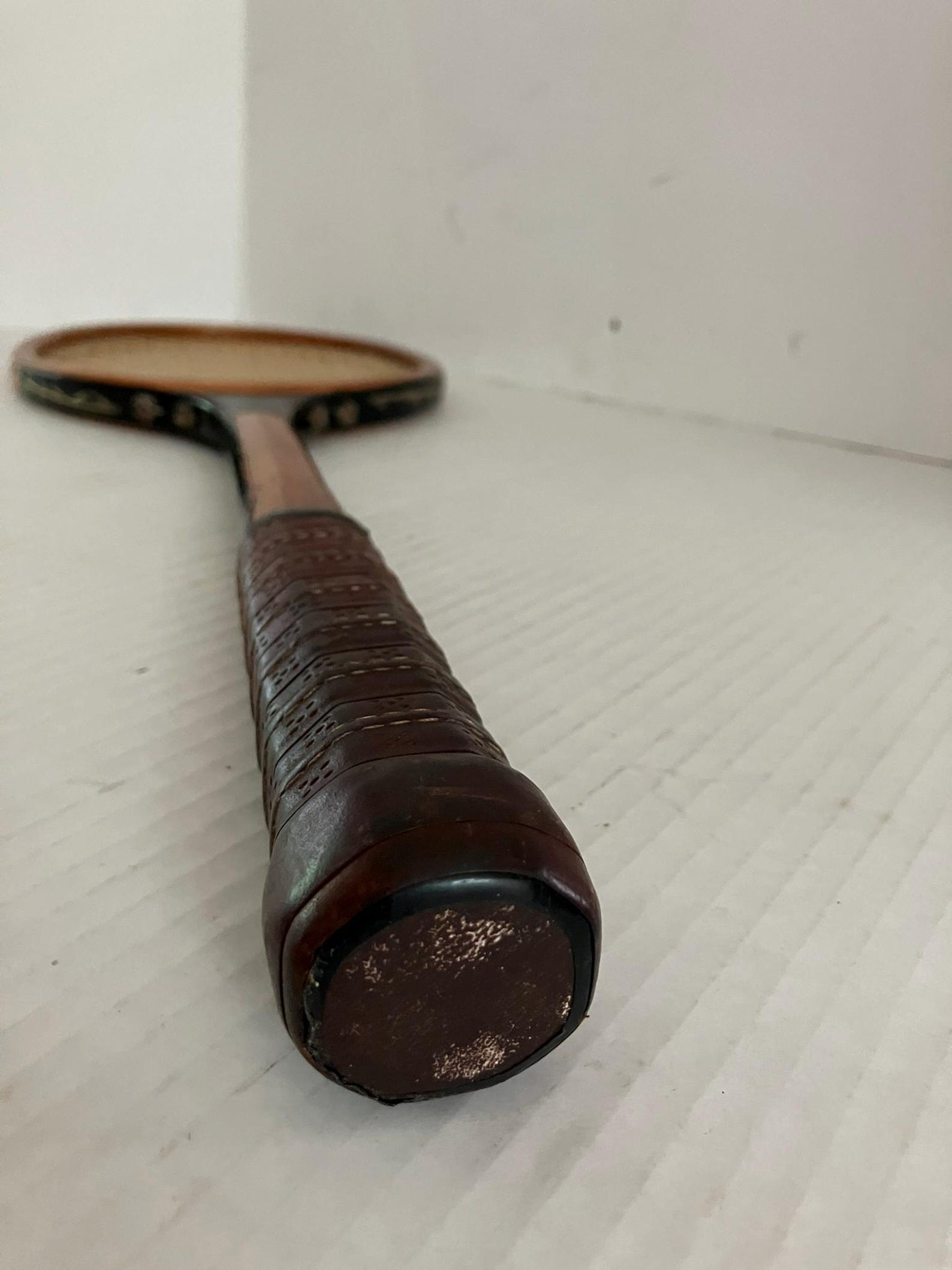 RARE ancienne raquette de tennis en bois Wright & Ditson