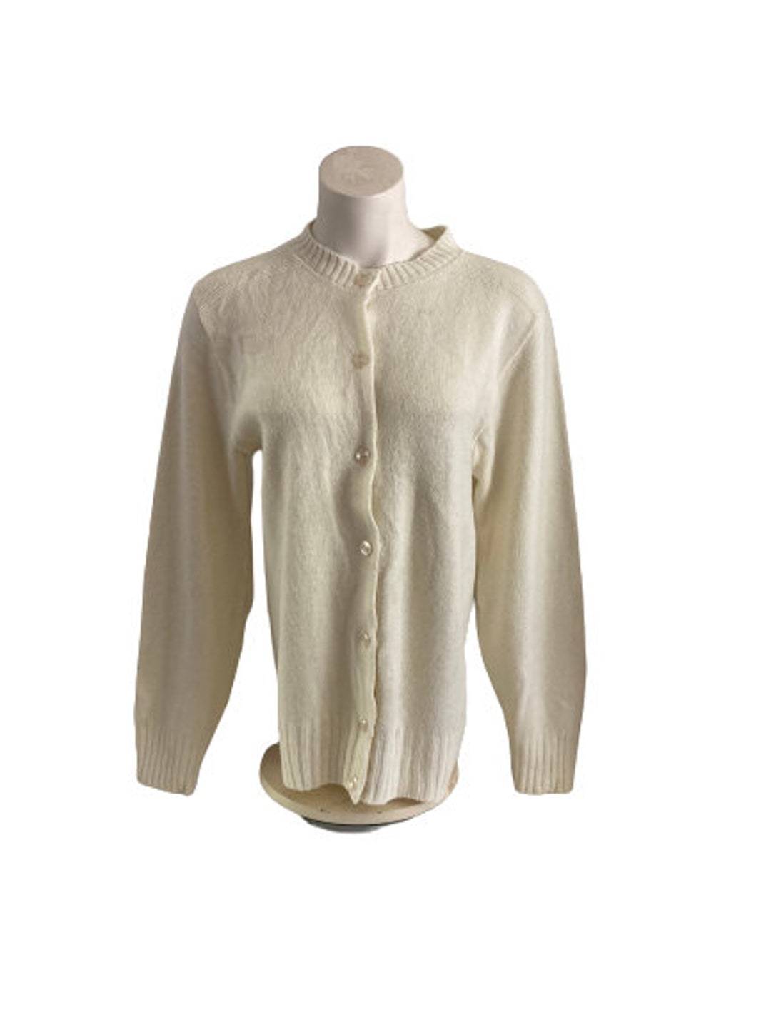 Vintage 100% Acrylic Button Down Cardigan • Creamy Ivory • Opaque