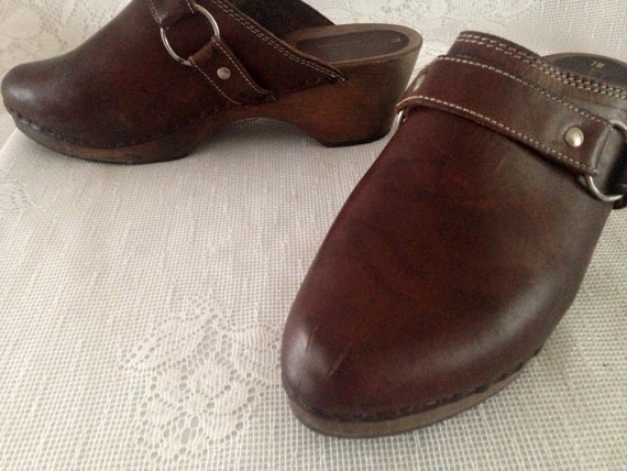 Vintage DOLCIS Clogs Stapled Leather Open Back Mu… - image 10