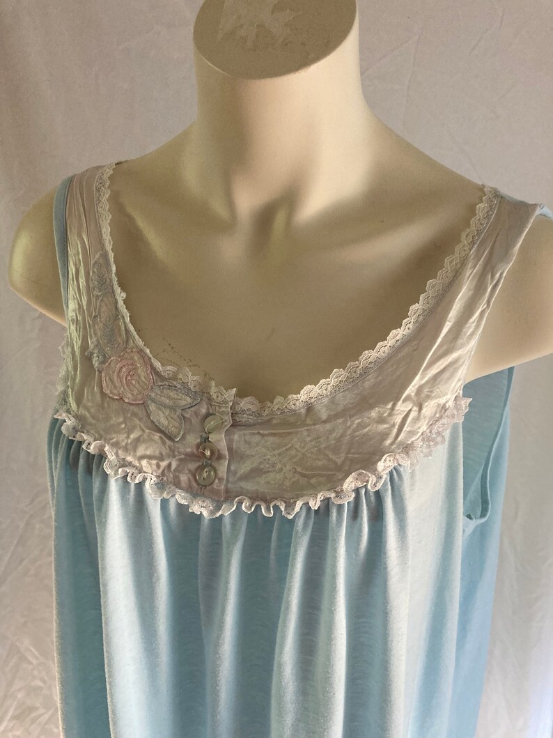 Vintage Pastel Blue Sleeveless Mid Length Soft Cotton or Blend Nightgown By Vandemere Est. Size Women's M image 1