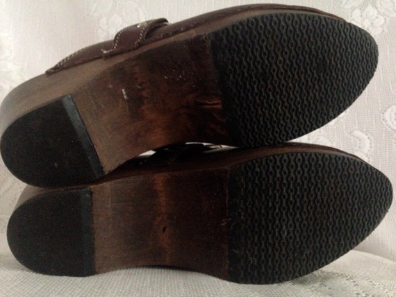 Vintage DOLCIS Clogs Stapled Leather Open Back Mu… - image 9