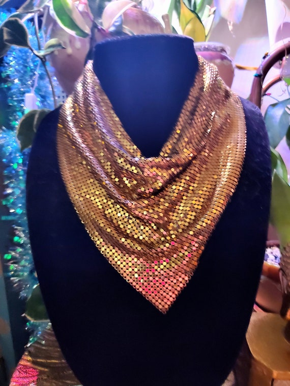 Vintage Whiting & Davis triangular-shaped scarf n… - image 1