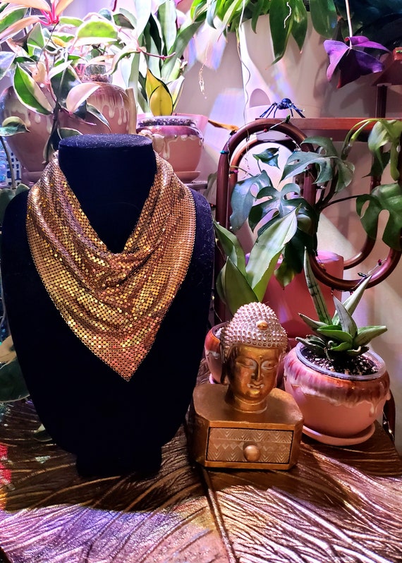 Vintage Whiting & Davis triangular-shaped scarf n… - image 3