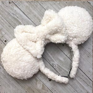 Orejas de ratón de peluche sherpa color crema, suéter acogedor, orejas de ratón para otoño e invierno, diadema con orejas de ratón neutras y suaves, accesorios para parques temáticos