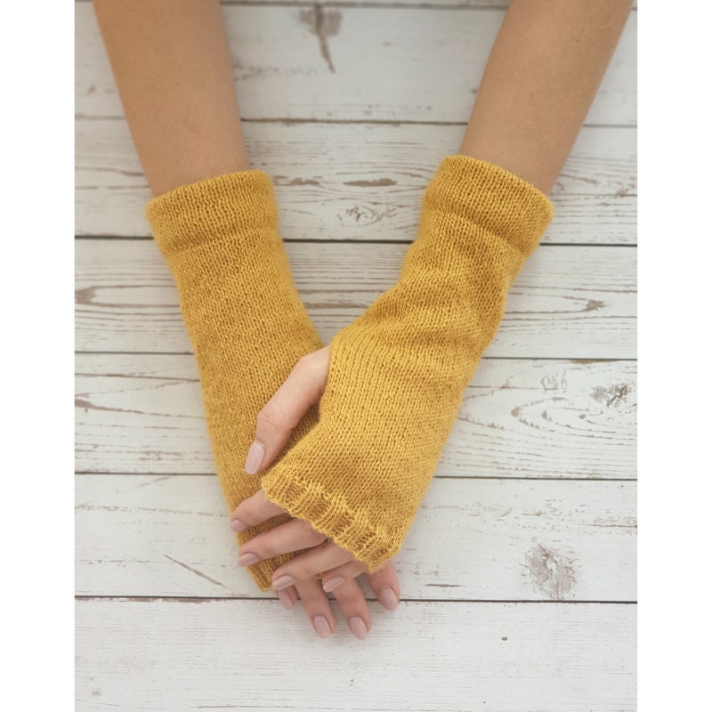 Yellow fingerless gloves, Alpaca wool arm warmers, Knitted wrist warmers, fingerless gloves, Hand warmers, Winter gloves, fingerless mittens