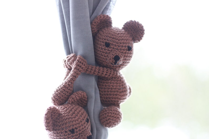 Crochet bear curtain tie backs image 2