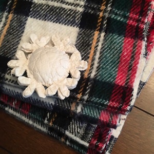 Snowflake Posing Pillow: Newborn Photography Prop (4x4x1 inch)