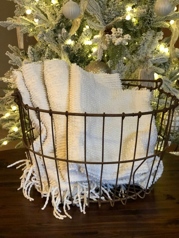 White Chenille Layer/ White Chenille Piece