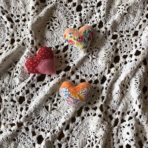 Quilted Heart Pillow: Vintage Wedding Ring Fabric (3x3 inches)