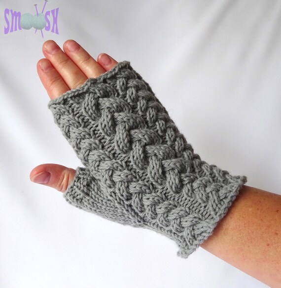 fingerless gloves with cover