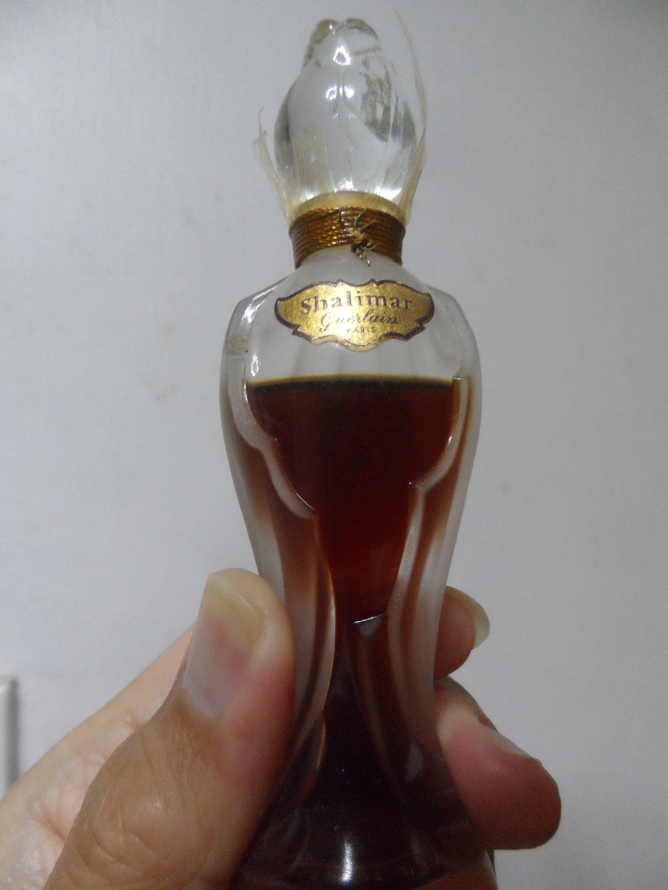 A Guide to Vintage Shalimar - Part III: Bottle Designs, Dating Bottles &   Tips – Kafkaesque