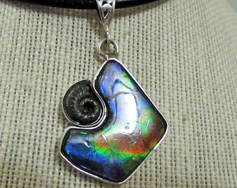 ammolite gemstone pendant with ammonite accent