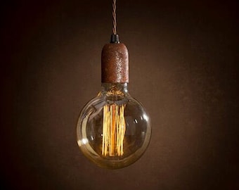 Plug in rusted light pendant