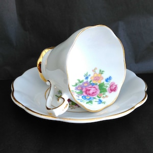 Royal Standard Harlequin Coffee Cup and Saucer in Fine Bone China - Pearl Grey with Gilt Trim & Floral Decoration
