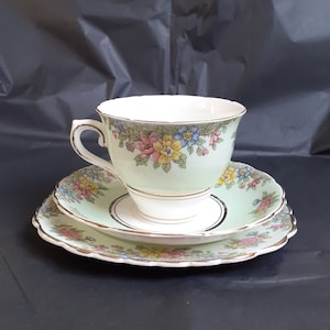 Colclough Vintage Green Floral Harlequin Ballet Afternoon Tea Trio