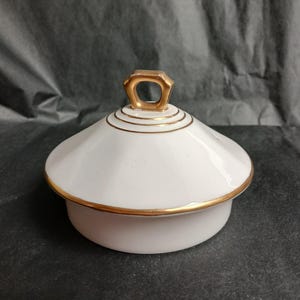 Toskansk vintage art deco-tekanna med lock i puderrosa benporslin med förgyllda detaljer