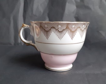 Imperial Pink & White Teacup With 22k Gold Star Fringe Detailing