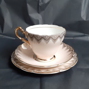 James I. Taylor &#39;Pyramid&#39; Bone China Tea Trio - Peach Blush Pink With Gold Fringe Detailing