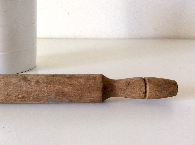 Vintage Antique Large One Piece Wooden Rolling Pin Antique Kitchen Tool Pasta Rolling Pin Farmhouse Decor.