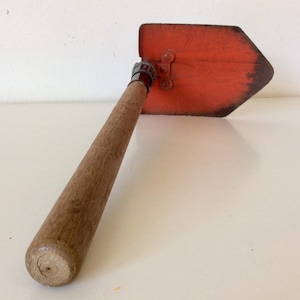 Vintage Military Folding Shovel: Army Infantry Digging Tool