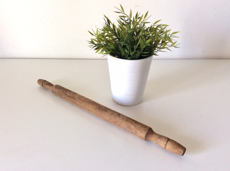 Vintage Antique Large One Piece Wooden Rolling Pin Antique Kitchen Tool Pasta Rolling Pin Farmhouse Decor.