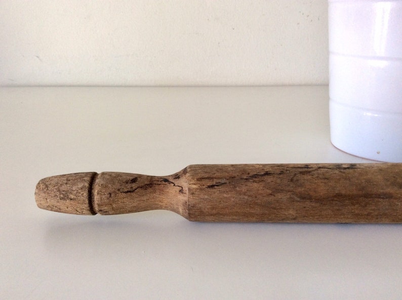 Vintage Antique Large One Piece Wooden Rolling Pin Antique Kitchen Tool Pasta Rolling Pin Farmhouse Decor.