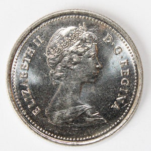 Canada 25 Cents Coin - 1986 - Canadian Quarter Dollar Collectible - 98T