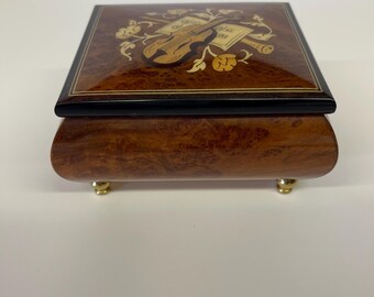 Beautiful Vintage Wooden Reuge Music Box - Plays Edelweiss - Swiss