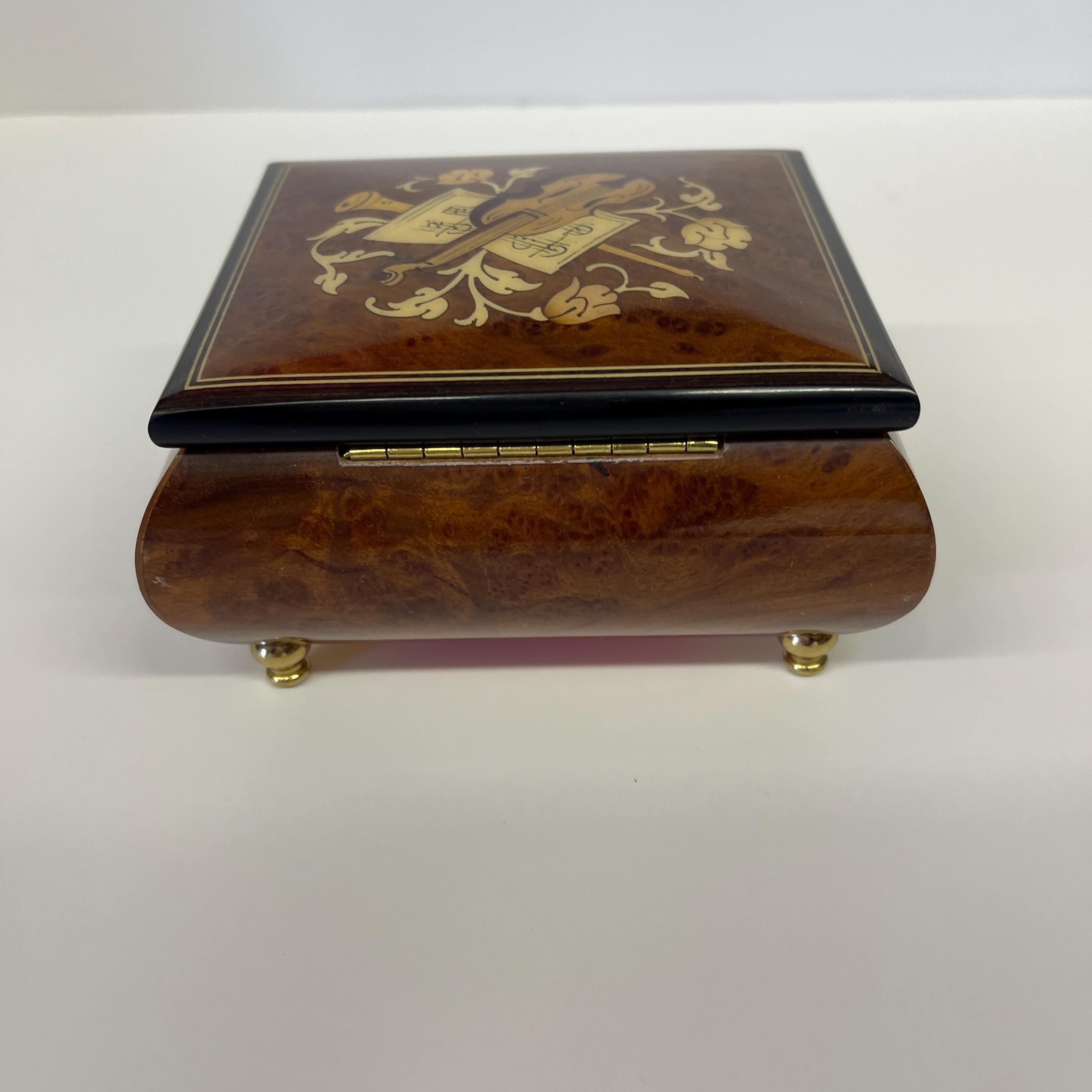 Beautiful Vintage Wooden Reuge Music Box - Plays Edelweiss - Swiss