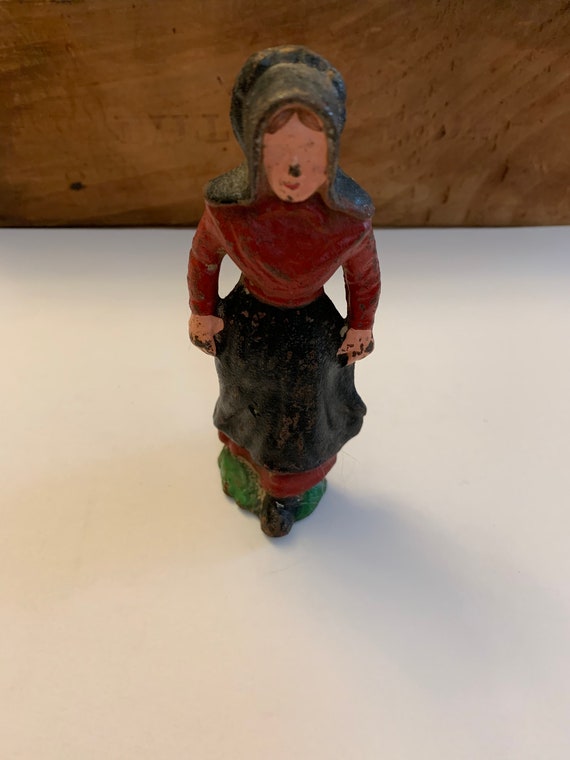 Vintage Cast Iron Pilgrim/amish Woman Statue Rustic Décor - Etsy