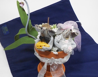 Bride and Groom Mouse Centerpiece, Wedding Shower Arrangement