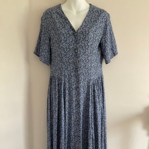 Laura Ashley-jurk. vintage jurk, jaren 80 jurk, bloemenjurk, midaxi-jurk, jaren 80 kleding, zomerjurk, ditsy bloemenjurk, lange jurk