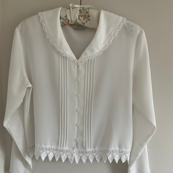 Vintage blouse, 80's blouse, ivory blouse, ladies blouse, shawl collar, lace trim, summer blouse, work, 80's clothing, ladies vintage blouse