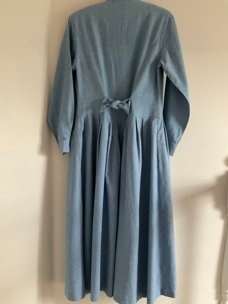 Laura Ashley dress, vintage dress, 80's dress, chambray denim dress, blue dress, smock dress, long dress, cotton dress, shirt dress, 80's image 8