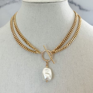 Gold Pearl Necklace Baroque Pearl Necklace Curb Chain Necklace Large Pearl Necklace XL Pearl Charm Necklace Pearl Jewelry Freshwater Pearl