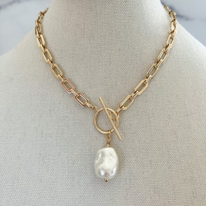 Baroque Pearl Necklace Gold Pearl Necklace Link Chain Necklace Large Pearl Necklace XL Pearl Charm Necklace Pearl Jewelry Glass Pearl