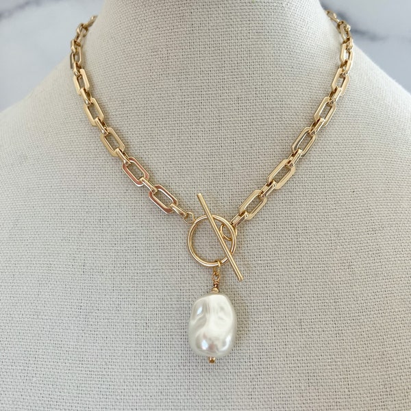 Baroque Pearl Necklace Gold Pearl Necklace Link Chain Necklace Large Pearl Necklace XL Pearl Charm Necklace Pearl Jewelry Glass Pearl
