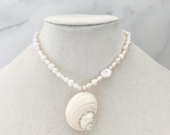 Large Shell Necklace Boho Seashell Necklace Large Seashell Pendant Boho Summer Jewelry Mermaid Vibe Jewelry Natural Shell Necklace Beach