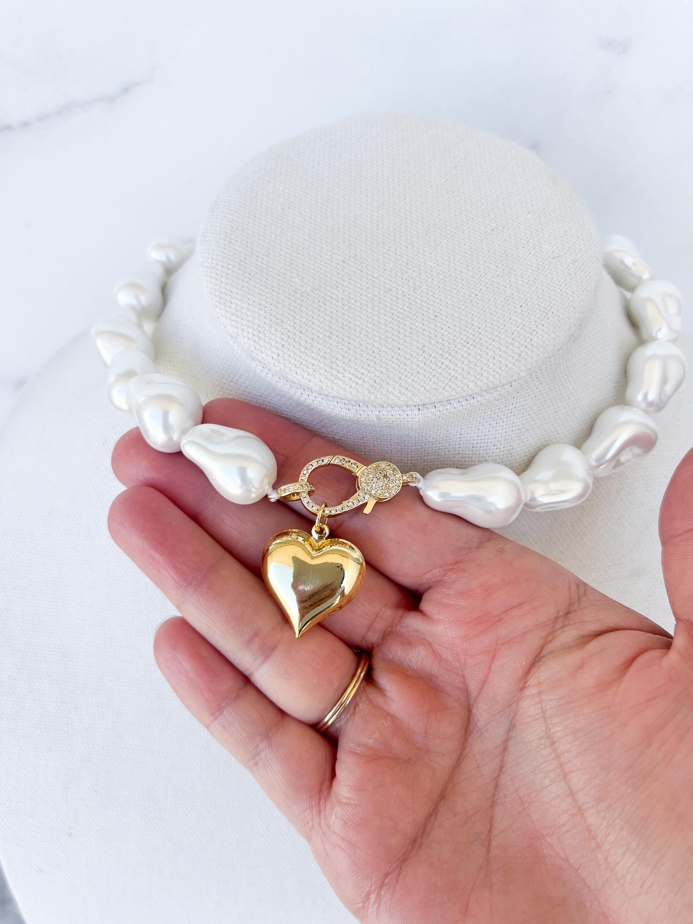 ★送料・関税込★GROVE★23SS HEART PEARL NECKLACE★ Big Pearl Necklace Big Heart Pendant Silver Heart Necklace