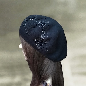 Knit Slouchy Beret: Black Wool Winter Hat