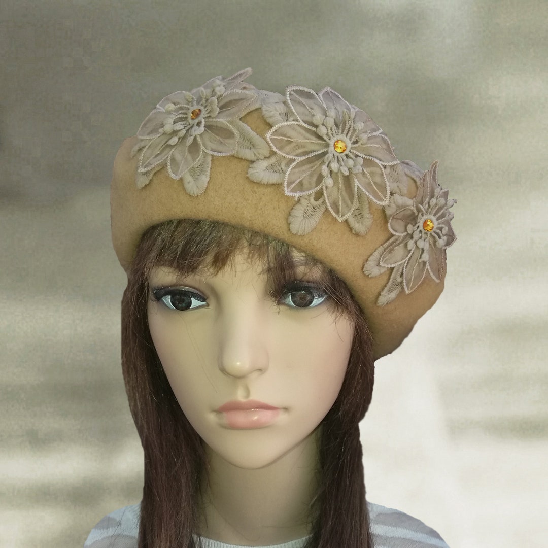 Trendy Felt Beret, Felt Winter Beret, Felted Womens Beret, Women's Wool