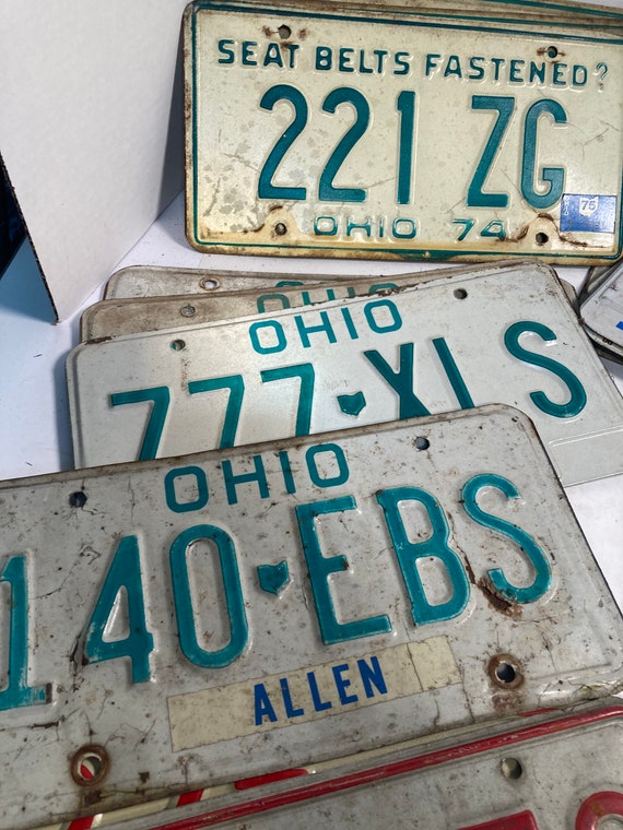 Home Décor FREE SHIPPING 1970's1990's OHIO license plates 20 total