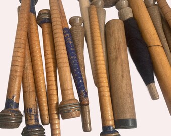 Vintage Wooden Bobbins: Industrial Spools, Reclaimed Wood Quills (Lot of 30)