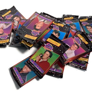 Elvis Presley trading cards, 12 in a pack, 25 packs equals 300 cards, printed 1992,