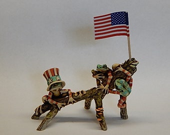 Neil Eyre Eyredesigns Uncle Sam July 4th American flag Tree Frog Frogs Toad Toads Wood Branch Shelf Mushrooms figurine Handmade USA LE40