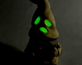 Artist Neil Eyre Eyredesigns Halloween Haunted Haunting Ghost Gnome GLOW in DARK  Eyes Troll Vampire Bat Swarovski Crystal Eyes L@@K @ PICS