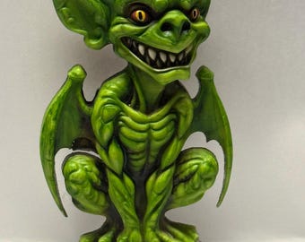 Neil Eyre Eyredesigns Halloween Green Envy Gargoyle Devil Haunted Castle Monster Teeth Flying Bat Wings Magnet Handmade USA Signed Numbered