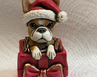 Neil Eyre Artist EyreDesigns Christmas Boston Terrier Brown White Gift Present Hanging Tree Ornament Ear Dog Pup Puppy canine Bow Santa Hat