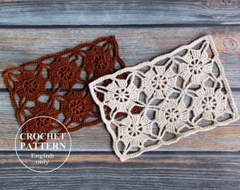 Puede incluir: Dos cuadrados de ganchillo, uno marrón y otro blanco, con un patrón floral. El texto "CROCHET PATTERN English only" está en un círculo blanco.