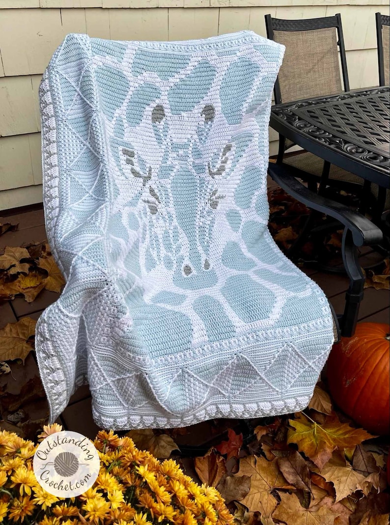 Giraffe Blanket Crochet PATTERN, Overlay Mosaic Crochet in 2 Sizes